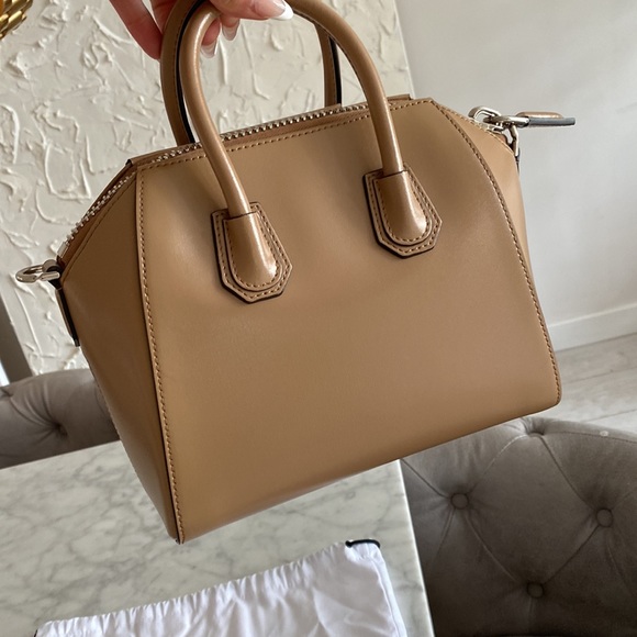 Mini Givenchy Antigona - Picture 6 of 17